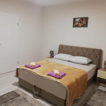 Apartman Gosto โมสตาร์ ภายนอก รูปภาพ